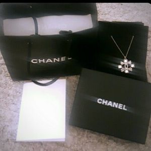 Chanel pendant necklace